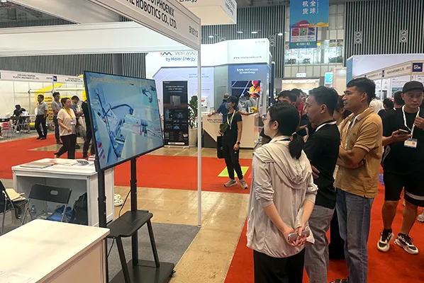 Robotphoenix Shines at Vietnam Expo Robotphoenix Shines at Vietnam Expo